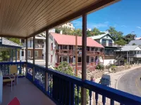 Studio Apartment with views of Sedona, Verde Valley, and San Francisco Peaks Hotels in Jerome