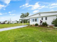 Nautical Haven 175 FT Private Waterfront/Dock/ Kayaks/Bicycles/5 Min to Shopping Hotels in Hudson