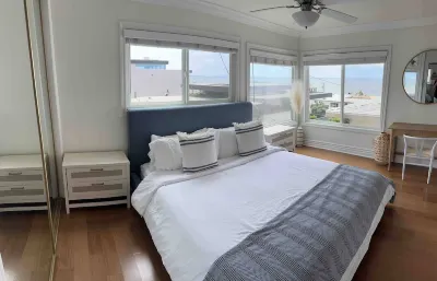 SEAS The DAY! FUN in the SUN W/OCEAN VIEWS Voted GUESTS FAVORITE TOP 5% -Airbnb Hotels near BevMo!