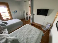 Waters Edge - Walking distance to everything!