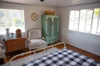 Darlington Grove Farm Stay in a Renovated Dairy Lots of Animals and River Access Hotel a Beaudesert