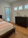 PHENOMENAL NEW HOME 7 BR  7.5 WALK TO E BEACH, EA BR PRIVATE BR & OUTDOOR SPACE
