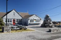 Exceptional Year Round Rental 1/4 Mile To Short Sands Beach & Downtown York