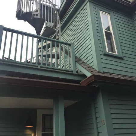 Captain’s Lookout with Harbor Views & Roof Deck