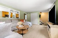 Beautiful & Relaxing Nashua Home - Minutes from Downtown