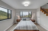 Off Grid Mountain Retreat w/ Amazing Views 큐피드 피크 주변 호텔