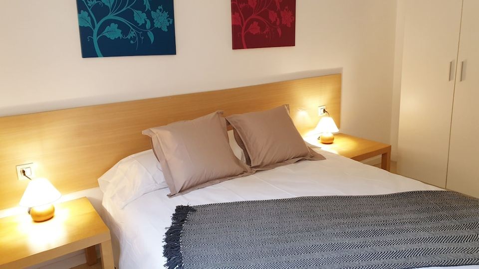15 Comfortable Apartment in City