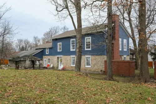 Luxury in a Historic Landmark-great restaurants within walking distance! Hotels in Clarence