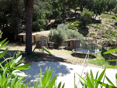 House with garden view Hotels near Ste Maxime