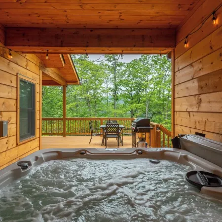 Dream Mtn Hideaway! Hot Tub+Fire Pit+Grill, WiFi, Hiking, Nearby Avl & Blk Mtn!