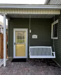 Private Hot Tub, Outdoor TV, near Downtown & Lake Michigan Beaches!