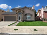 Cozy 4-bedroom house with AC and WiFi in peaceful El Paso