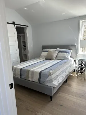 Brand New, Modern and Cozy 1 bedroom, 1 bath cottage! Secluded and convenient. - Kitchens
