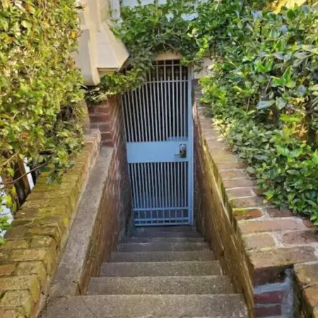 Private Charming Garden Guest Suite Presidio Hts.