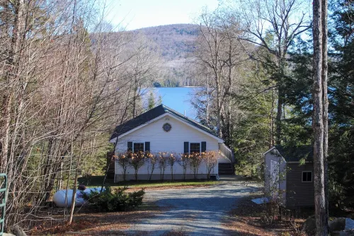 Lovely Lake House in Maidstone Vermont with Hot Tub