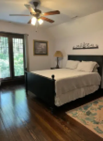 Historic charm in downtown Tryon; 18 Minutes from Tryon Intl Equestrian Center