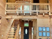 3 level cabin on Mt Mitchell golf course Hotels in South Toe