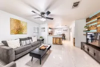 Getaway at Velias Way in Pflugerville 15 min from Downtown Austin!