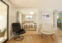 Tranquil Lake House near Seattle, Issaquah, Redmond