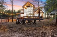 Diamond Sunset Retreat w/ Pool, Hot Tub, Game Room & Stunning Outdoor Spaces! Hotels in 