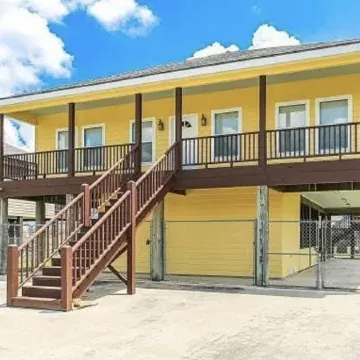 Angler Sunrise..Luxury House on water