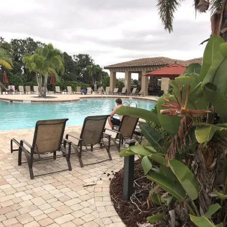 2 bedroom Bradenton Florida condo with golf membership 1720 square feet