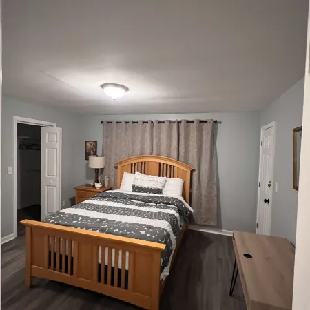Cool and Calm 4bd 4ba close to all amenities in the city,