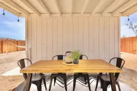 Jacuzzi-Hammocks-Mountain View-Office-Historic. The Cozy Coyote
