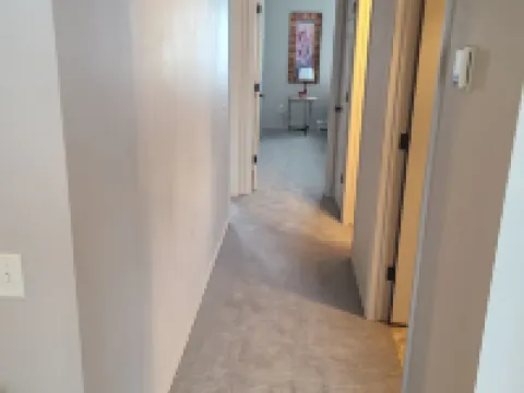 single/multi family 4 bed 2 bath 2 garage Hotels in Belgrade