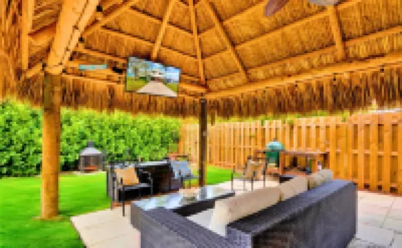 Rainwood Retreat - Palm Beach Gardens Retreat for Families & Groups: Sleeps 8