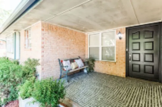 Cozy family home minutes from OU