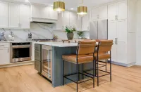 Beautiful Fully Remodeled House Located on Hazeltine National Golf Club.