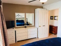 Cozy ranch condo on the shores of Lake Erie!