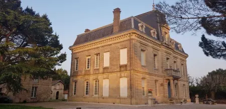 Gite 3 ,ch, piscine, 7 pers, Haut de gamme, 4 épis, 4 étoiles