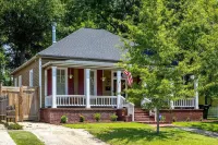 Timeless Midtown Craftsman • 2Br, 2BA • 15 Mins to Ft Moore