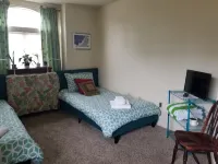 Ocean-View 2 Bedroom Home Sleeps 6 Steps From Beach & Train Station, Pets OK