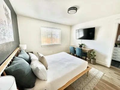 Clean Quiet & Comfy 3 BD with Fireplace, Game Room & More! Các khách sạn gần Boise Paddle Boat Rentals