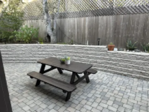 Cottage By The Sea And Trails.  Blocks from the Fiscalini Preserve.