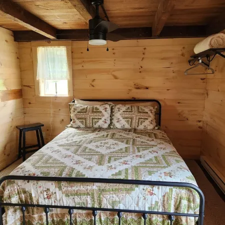 Private Mountain View Cabin in Aroostook on Mars Hill Mountain