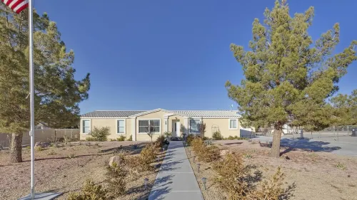 Stump Springs Retreat - 3BR-2BA - Mini Golf - Near Death Valley