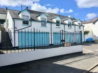 Appledore - Stables - A couples delight! One bed cottage with parking and wifi!