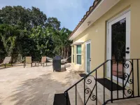 3/2 Heated Private Pool, 5 Min to Beach