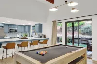 Yosemite Forest Villa