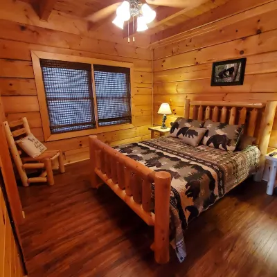 The Den Cozy Rustic Private Cabin Hotels near Sims Point