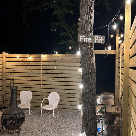 New Private Quiet Cabin~Mountain Forest View~Hot Tub~3 King Beds~Fire Pit~1 Acre