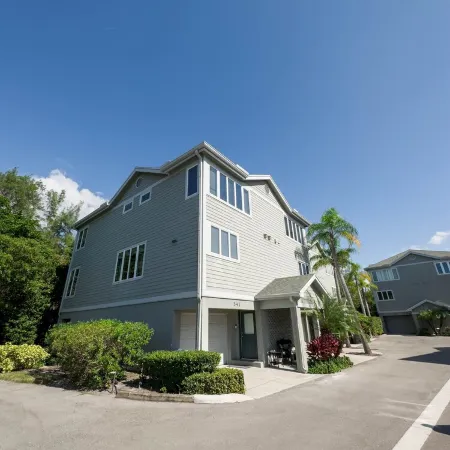 Beautiful Beach Longboat Key Townhouse