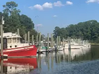 Downtown Peaceful Pearl