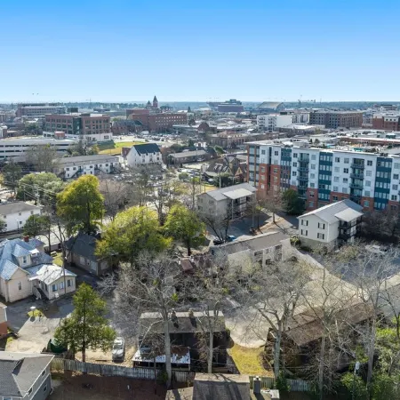 Quiet & Close! 2/2 Across from Acre in Auburn, Al