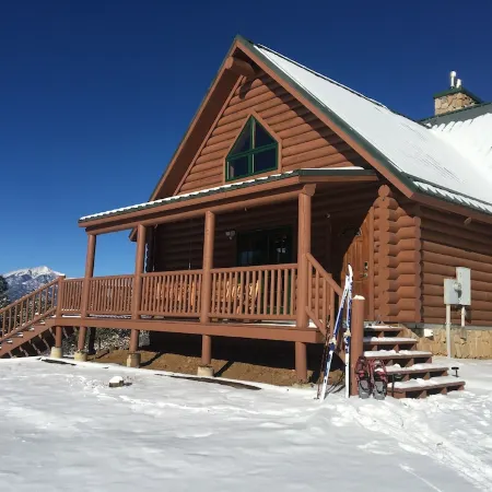 Cowboy Cabin in the Mountains - Quiet Getaway