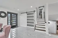 Hidden gem in quiet neighborhood with pool